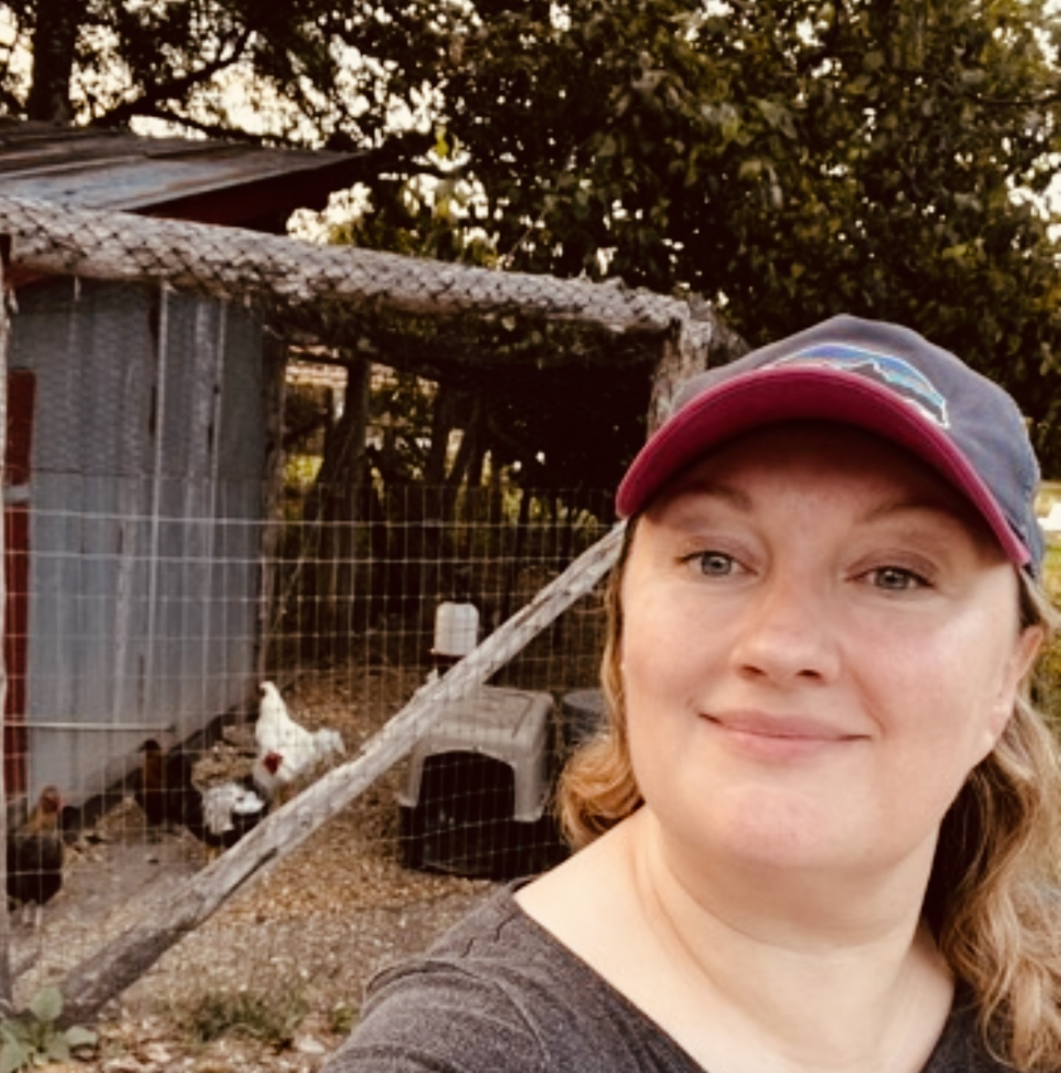 Gladys Degadillo headshot. 